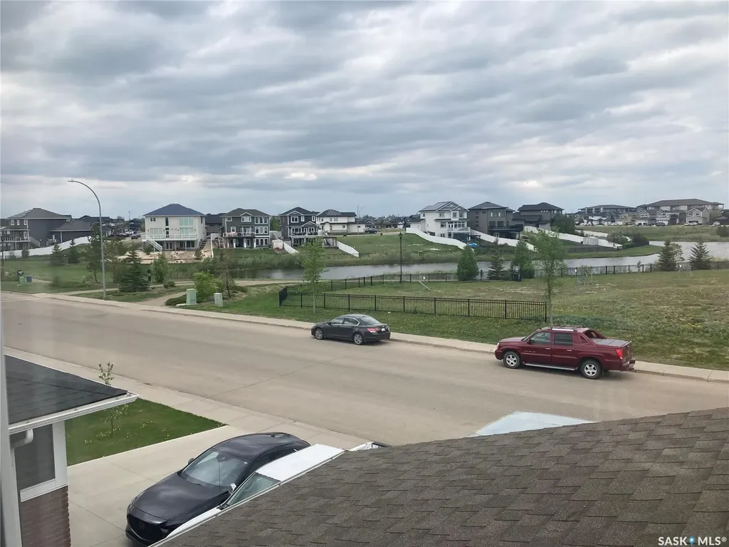 1312 Parr Hill Drive Martensville SK S0K 2T1