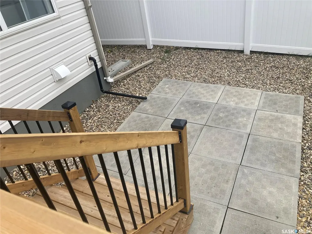 1312 Parr Hill Drive Martensville SK S0K 2T1