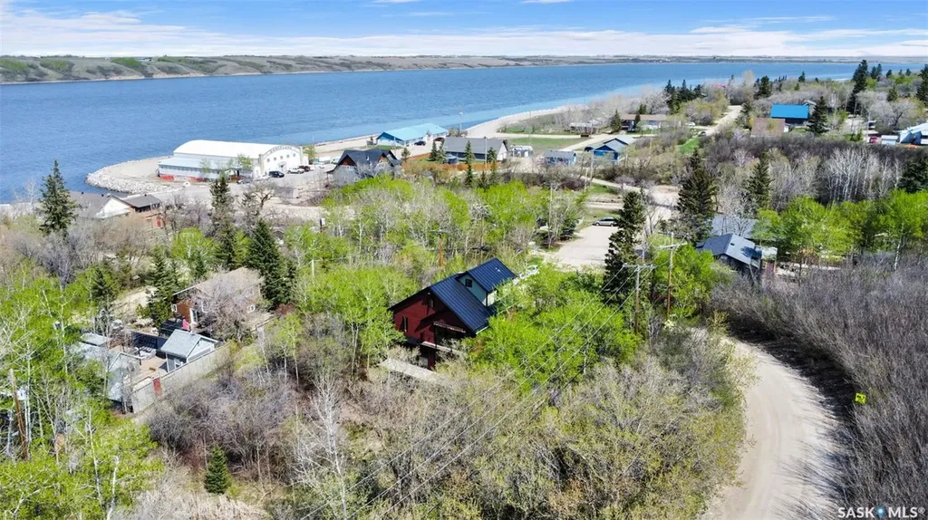 115-117 Evenson Avenue Manitou Beach SK S0K 4T1