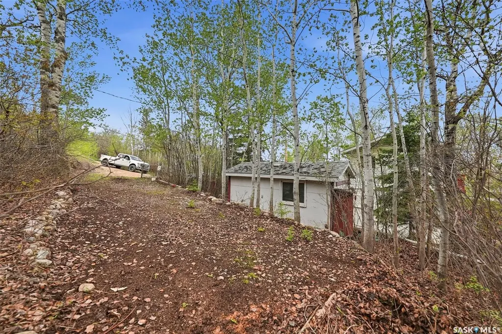 107-109 Shawondasse Drive Manitou Beach SK S0K 4T1