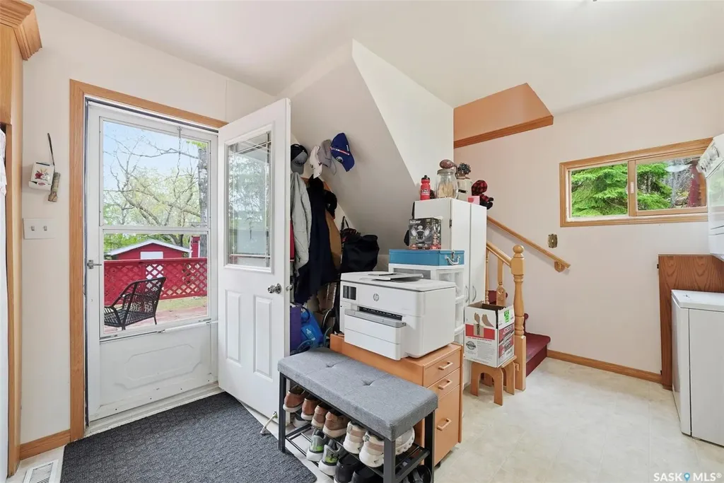 107-109 Shawondasse Drive Manitou Beach SK S0K 4T1