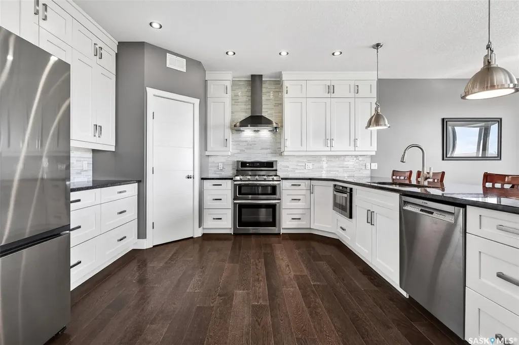 156 Iron Bridge Drive Moose Jaw SK S6J 0B4