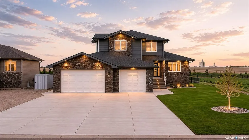 156 Iron Bridge Drive Moose Jaw SK S6J 0B4