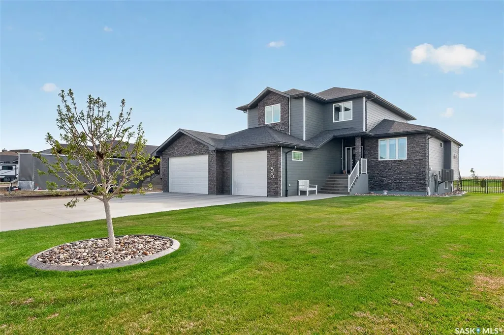 156 Iron Bridge Drive Moose Jaw SK S6J 0B4