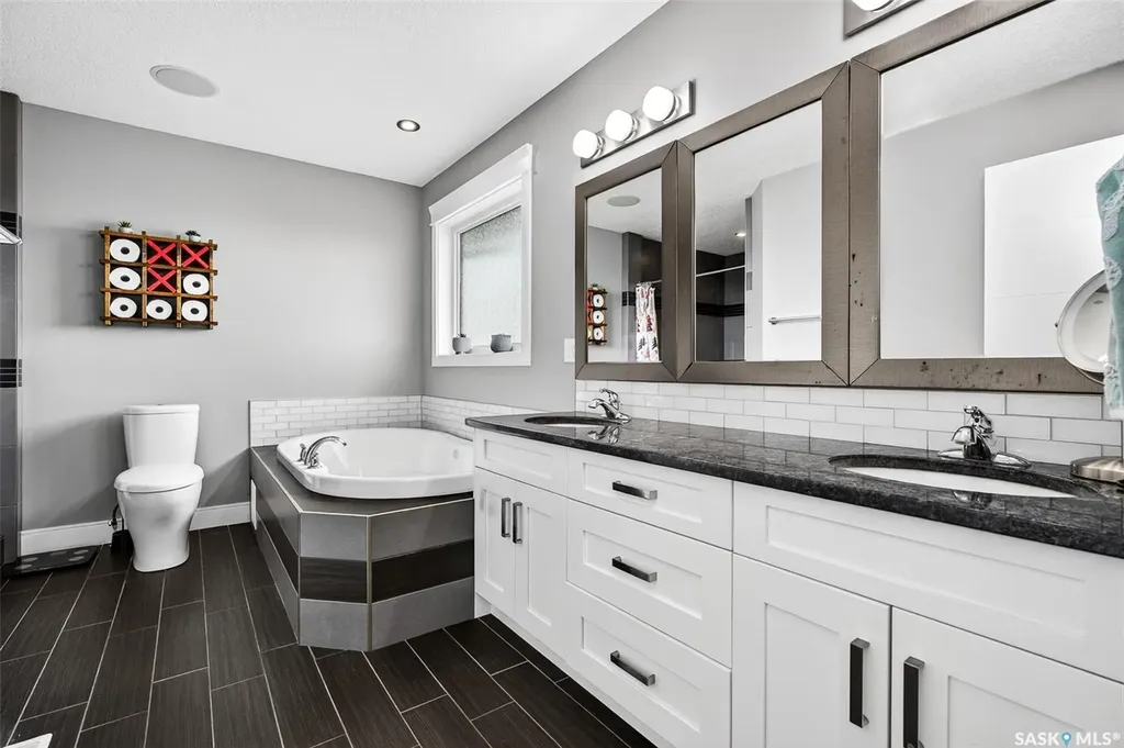 156 Iron Bridge Drive Moose Jaw SK S6J 0B4