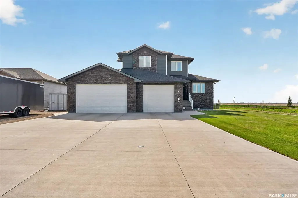 156 Iron Bridge Drive Moose Jaw SK S6J 0B4