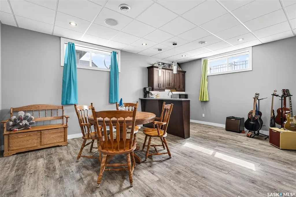 156 Iron Bridge Drive Moose Jaw SK S6J 0B4
