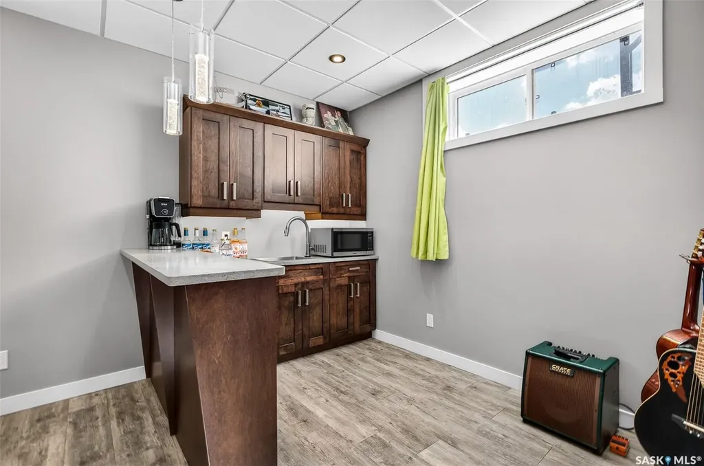 156 Iron Bridge Drive Moose Jaw SK S6J 0B4