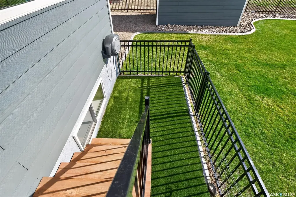 156 Iron Bridge Drive Moose Jaw SK S6J 0B4