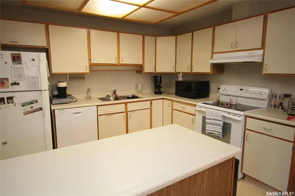 1008 Temperance Street Saskatoon SK S7N 0N6
