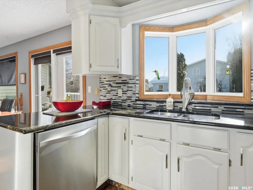 106 Jan Crescent Saskatoon SK S7J 4T5