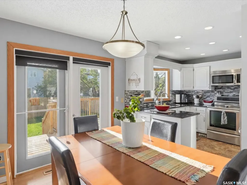 106 Jan Crescent Saskatoon SK S7J 4T5