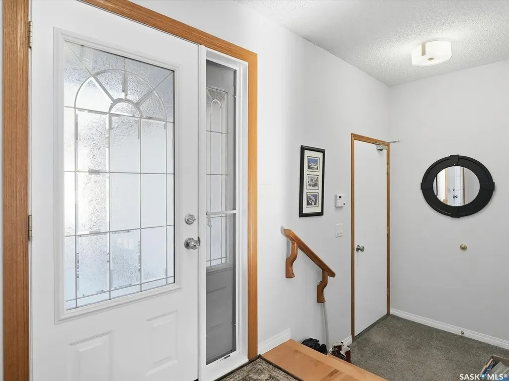 106 Jan Crescent Saskatoon SK S7J 4T5
