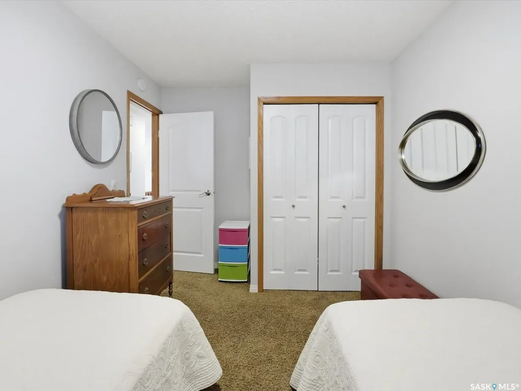 106 Jan Crescent Saskatoon SK S7J 4T5