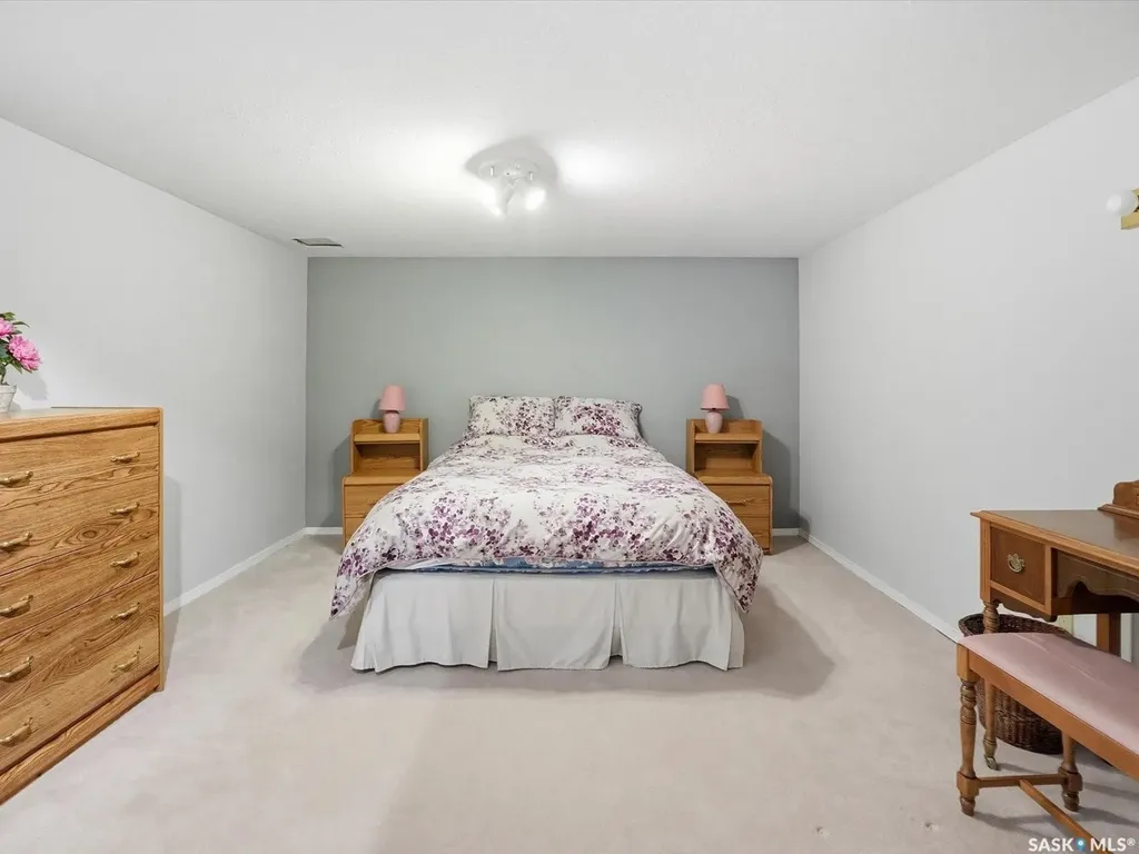 106 Jan Crescent Saskatoon SK S7J 4T5