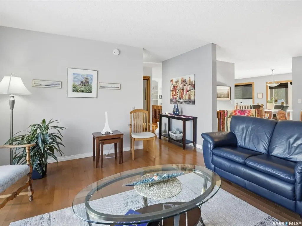 106 Jan Crescent Saskatoon SK S7J 4T5