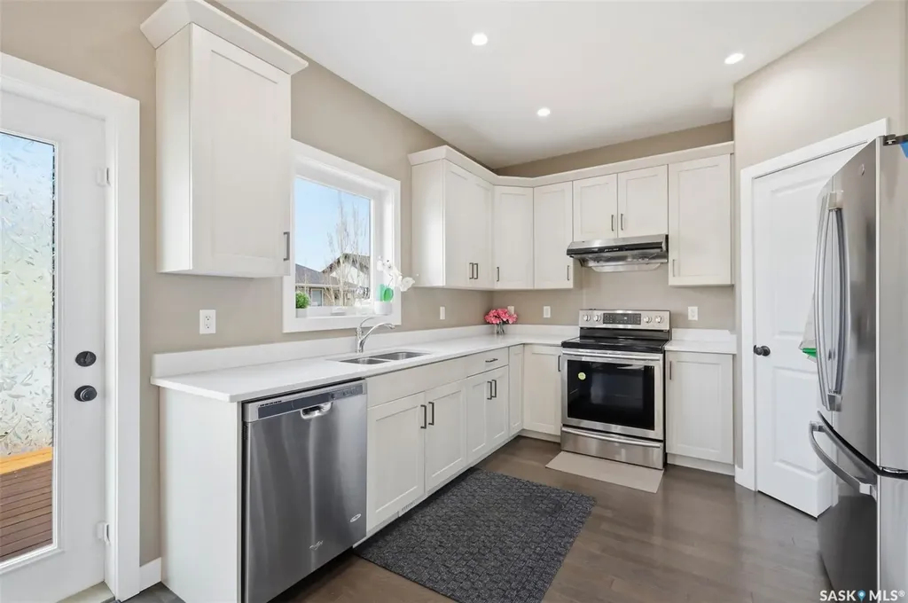 211 Baltzan Boulevard Saskatoon SK S7W 0S2