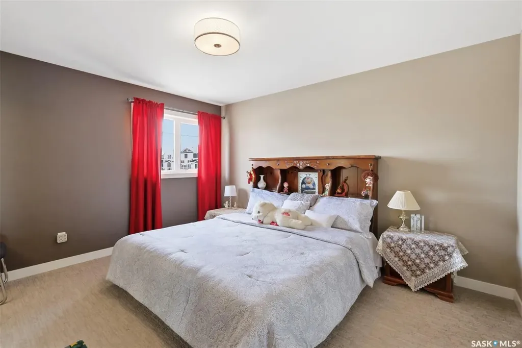 211 Baltzan Boulevard Saskatoon SK S7W 0S2