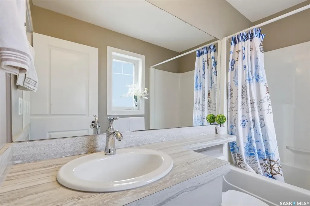 211 Baltzan Boulevard Saskatoon SK S7W 0S2