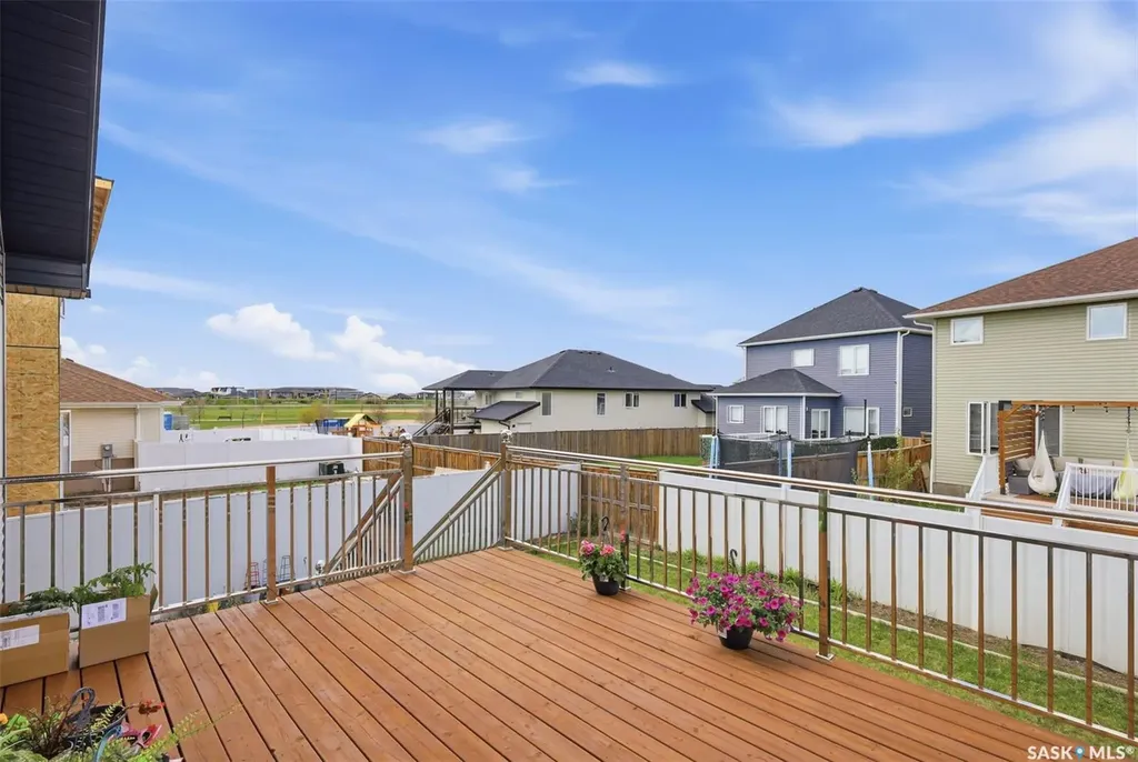 211 Baltzan Boulevard Saskatoon SK S7W 0S2