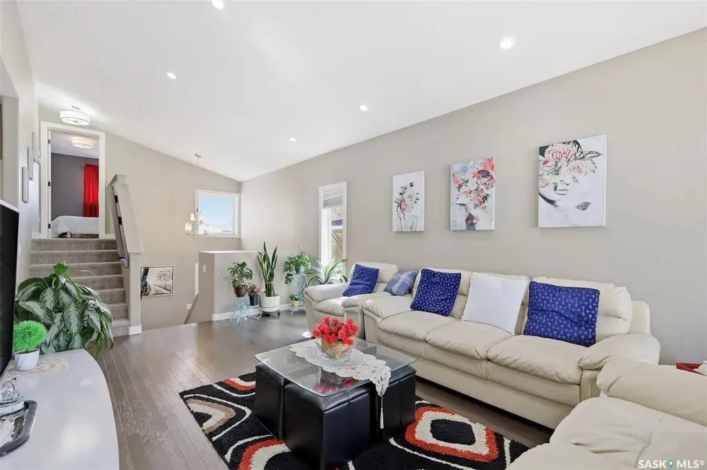 211 Baltzan Boulevard Saskatoon SK S7W 0S2