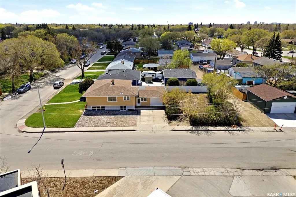 2500 Rothwell Street Regina SK S4N 2C8