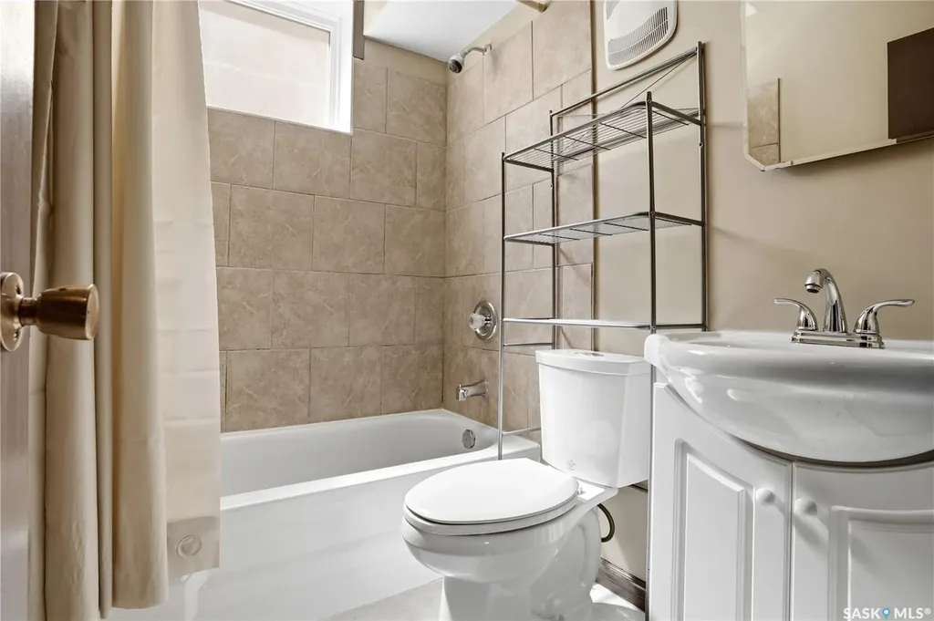 2500 Rothwell Street Regina SK S4N 2C8