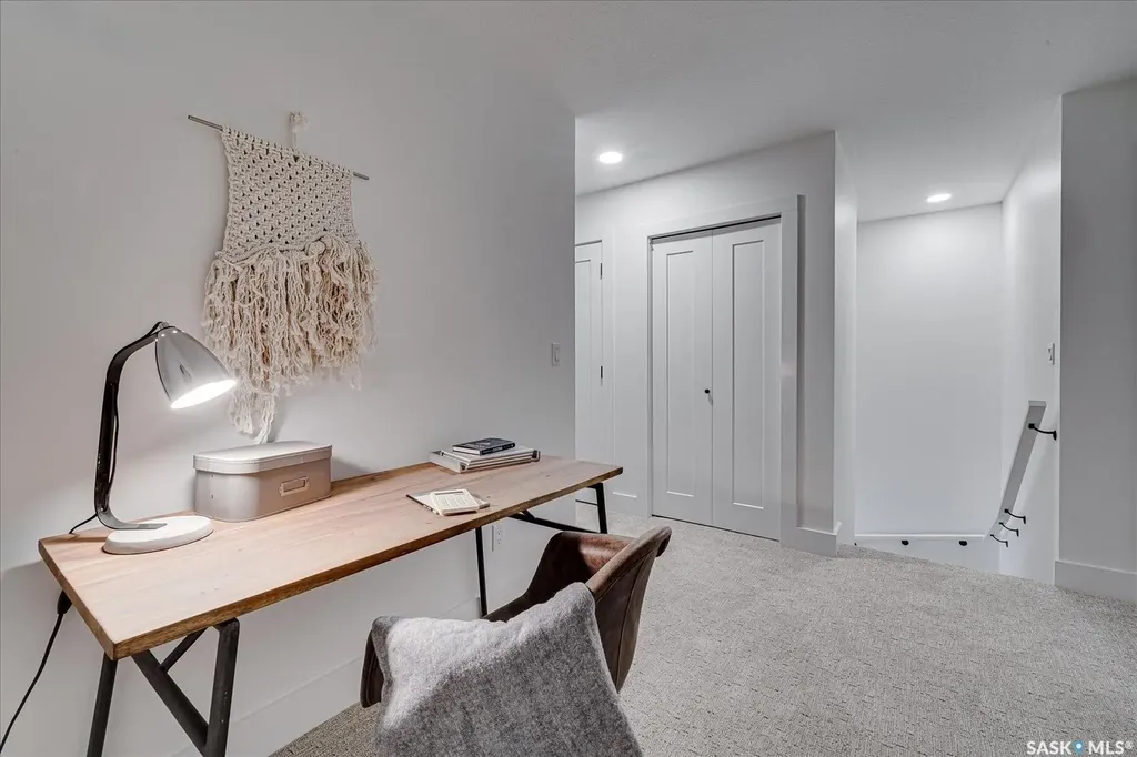 145 Rosewood Boulevard E Saskatoon SK S7V 0P4
