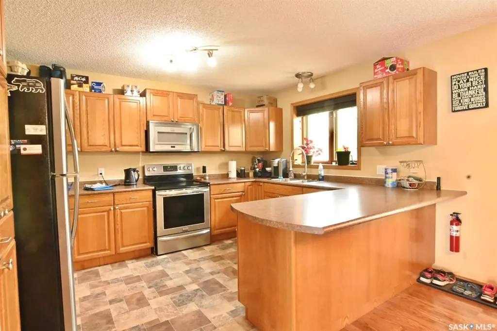311 Walter Scott Avenue Hanley SK S0G 2E0