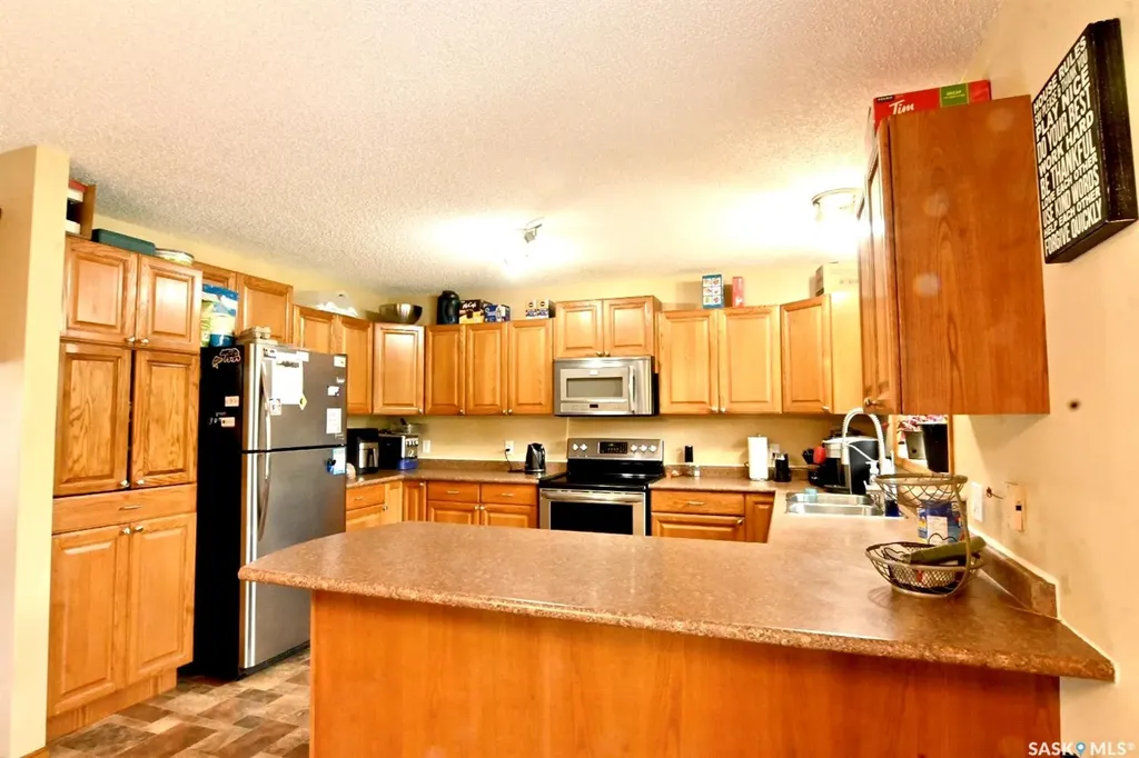 311 Walter Scott Avenue Hanley SK S0G 2E0