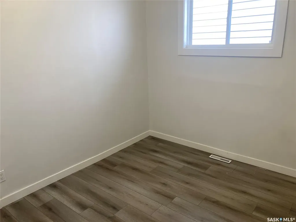 349 X Avenue S Saskatoon SK S7M 3H5