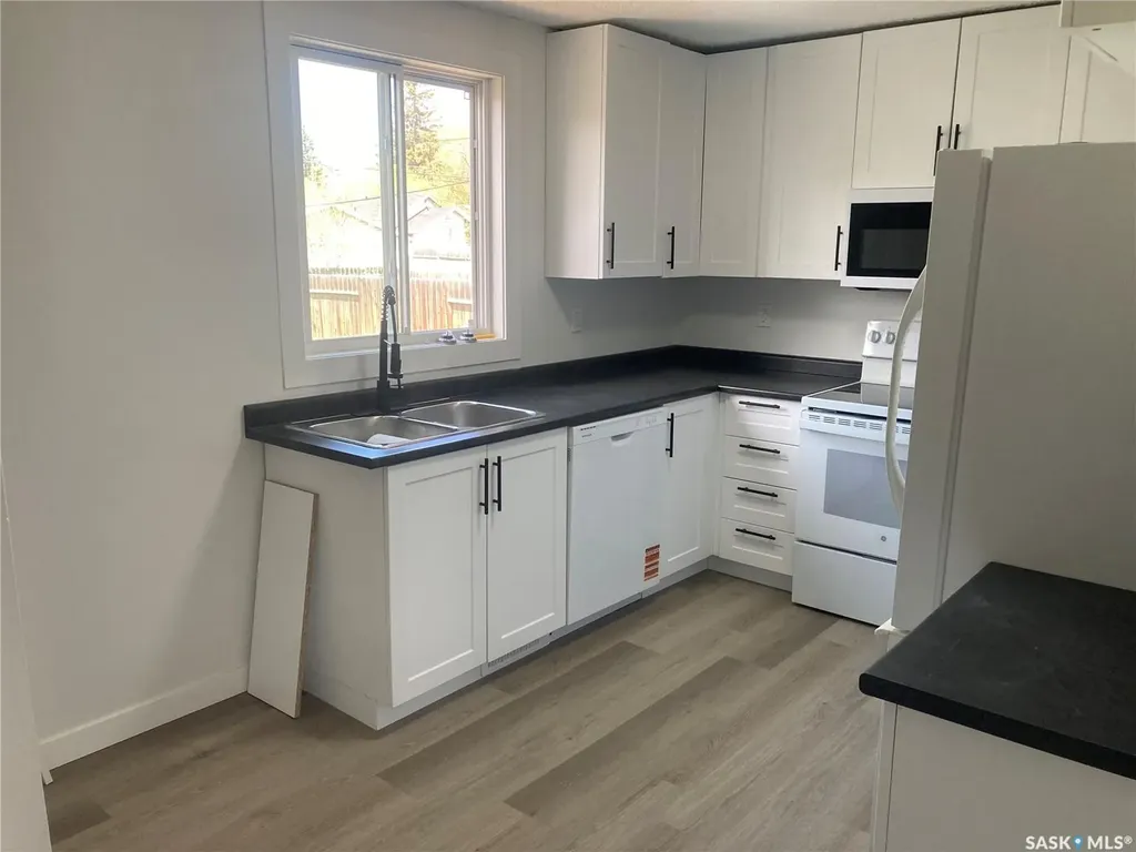 349 X Avenue S Saskatoon SK S7M 3H5