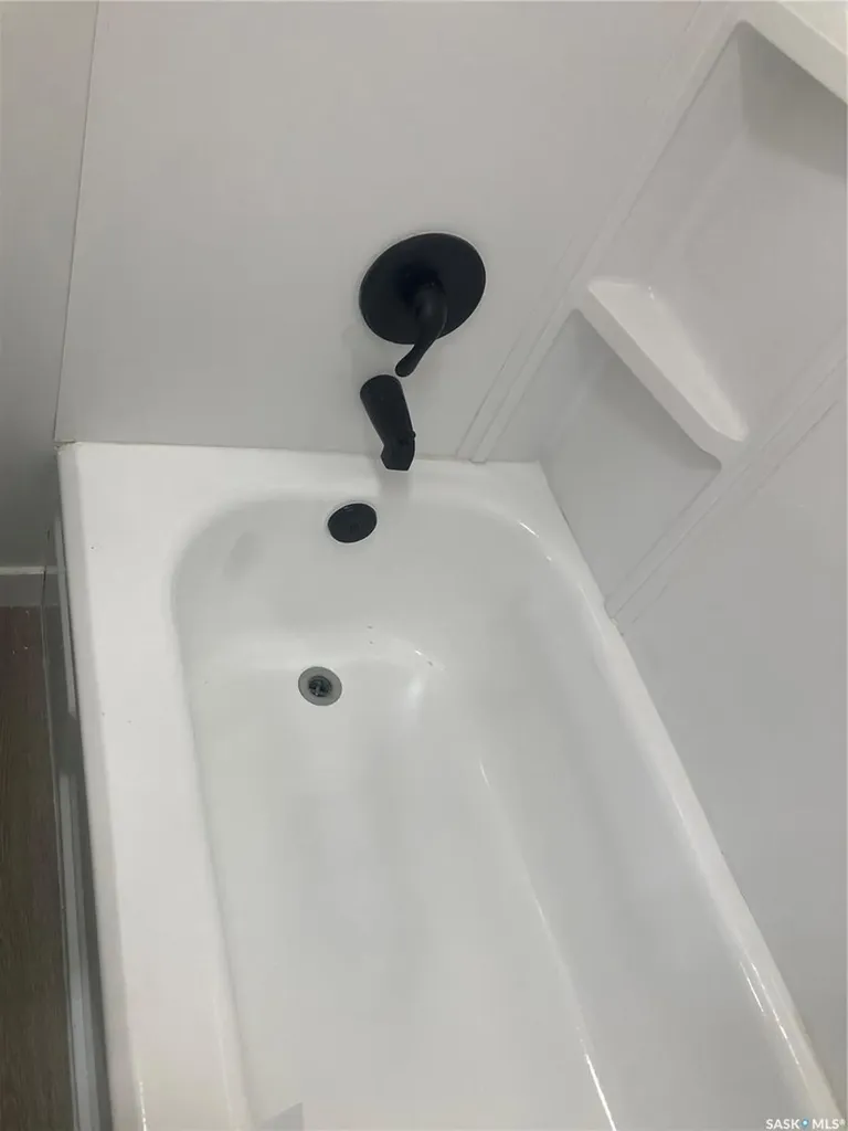 349 X Avenue S Saskatoon SK S7M 3H5