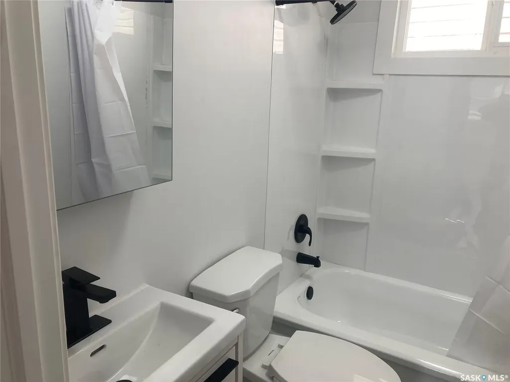 349 X Avenue S Saskatoon SK S7M 3H5