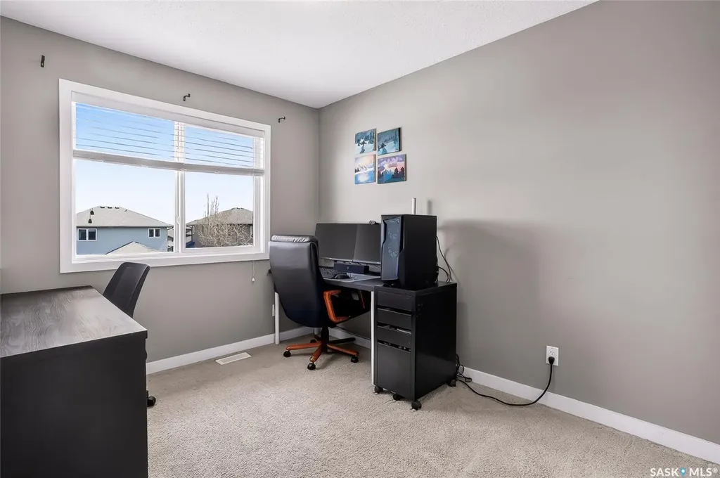 934 Stonebridge Common Saskatoon SK S7T 0N2