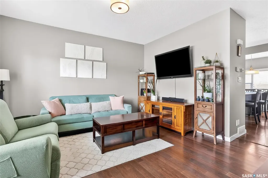 934 Stonebridge Common Saskatoon SK S7T 0N2