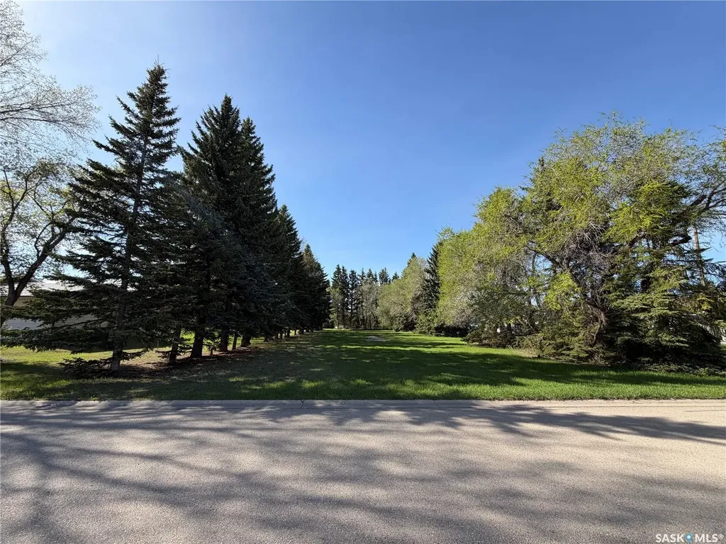 912 Victoria Avenue Indian Head SK S0G 2K0