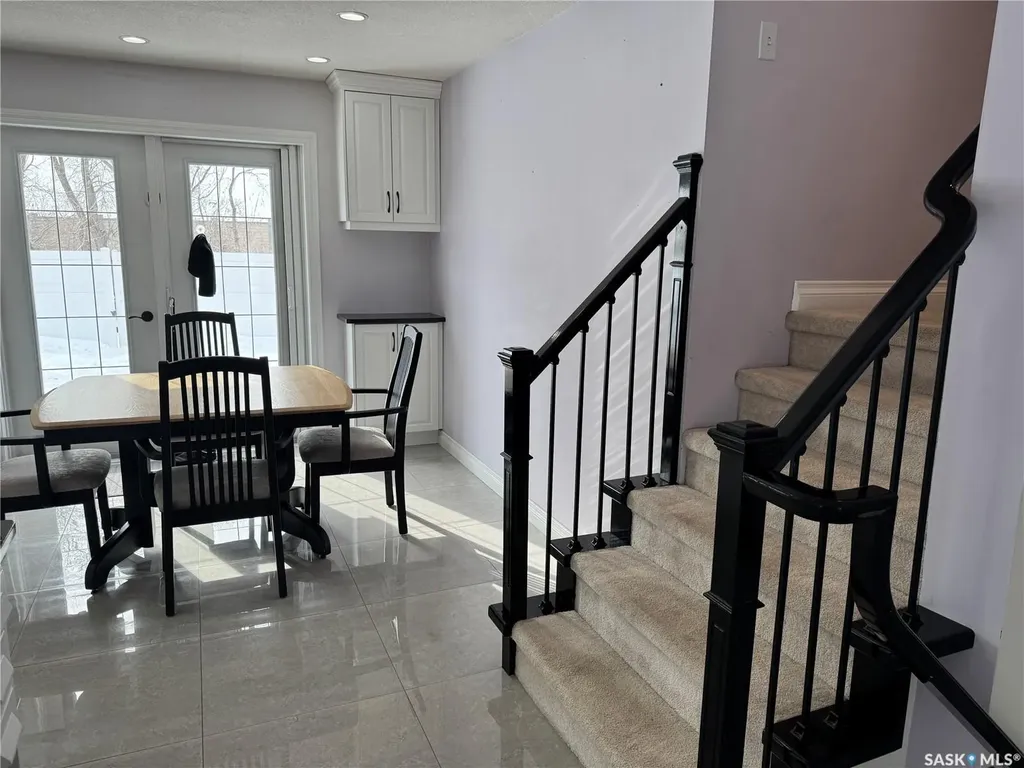 734 Wollaston Court Saskatoon SK S7J 4E5
