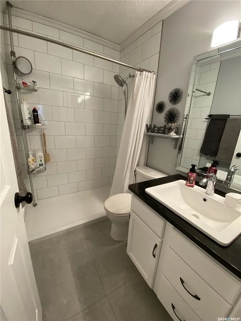 734 Wollaston Court Saskatoon SK S7J 4E5