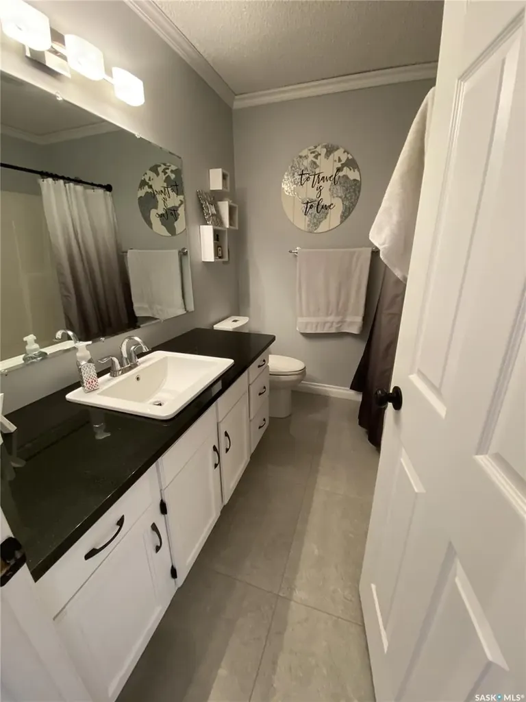 734 Wollaston Court Saskatoon SK S7J 4E5