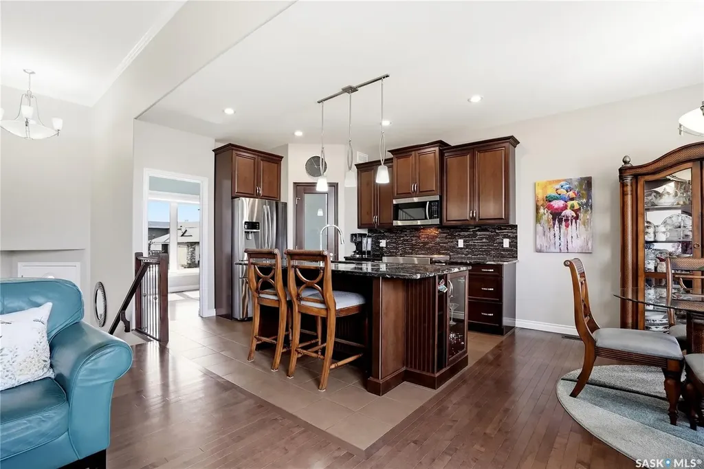 826 Rempel Crescent Saskatoon SK S7T 0M5