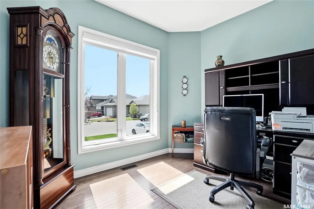 826 Rempel Crescent Saskatoon SK S7T 0M5