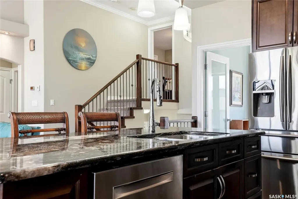 826 Rempel Crescent Saskatoon SK S7T 0M5