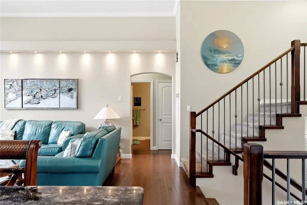 826 Rempel Crescent Saskatoon SK S7T 0M5