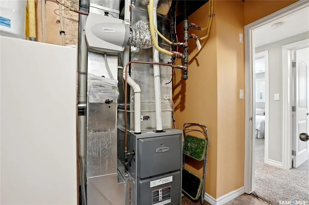 826 Rempel Crescent Saskatoon SK S7T 0M5