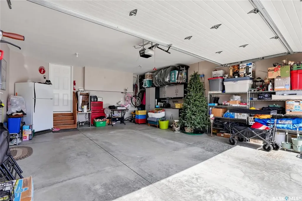826 Rempel Crescent Saskatoon SK S7T 0M5