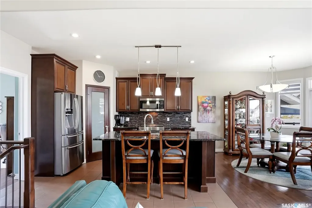 826 Rempel Crescent Saskatoon SK S7T 0M5