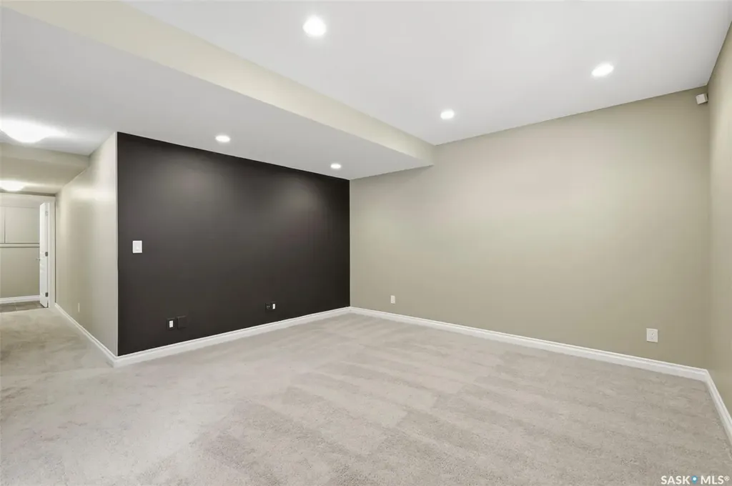 315 Zary Road Saskatoon SK S7W 0N9