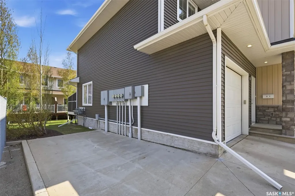 315 Zary Road Saskatoon SK S7W 0N9