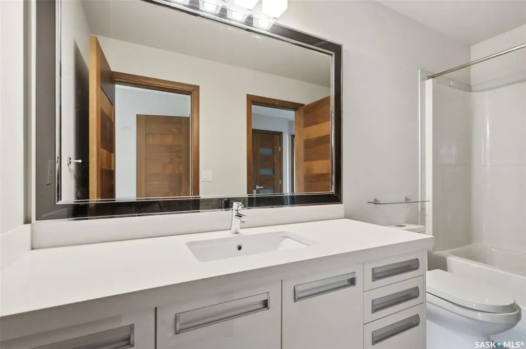 1303 Paton Crescent Saskatoon SK S7V 0P6